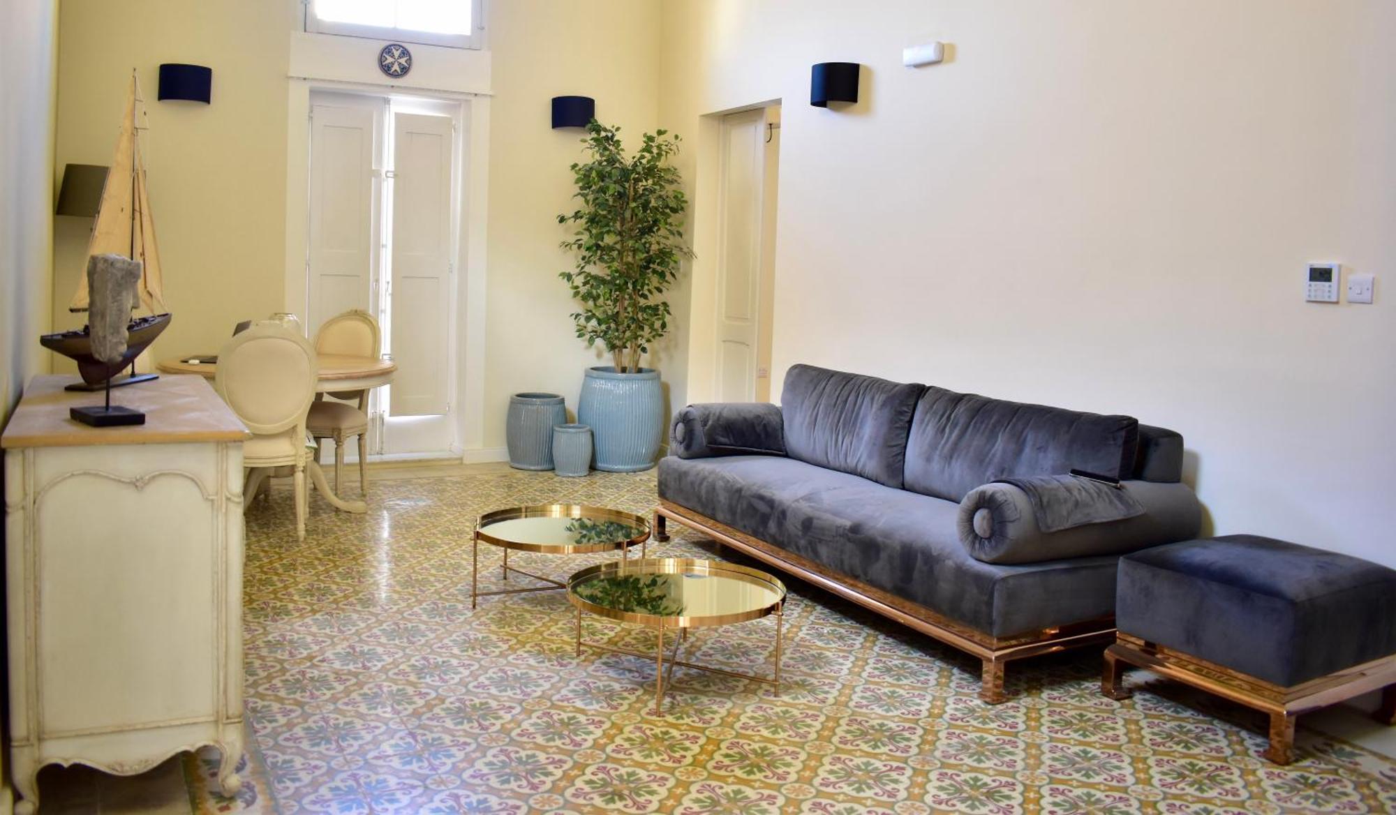 Grand Arcanum Apartment 2 - Comfortable And Elegant Isla Extérieur photo
