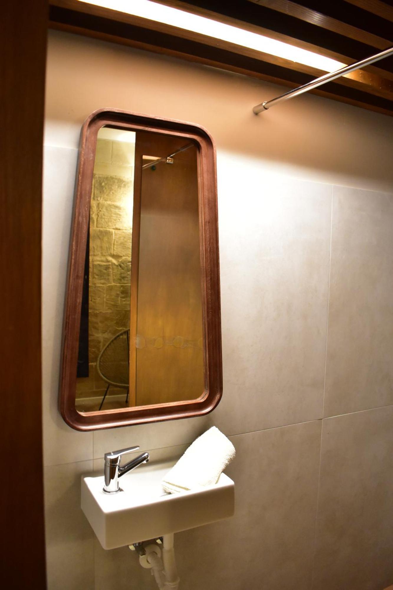 Grand Arcanum Apartment 2 - Comfortable And Elegant Isla Extérieur photo